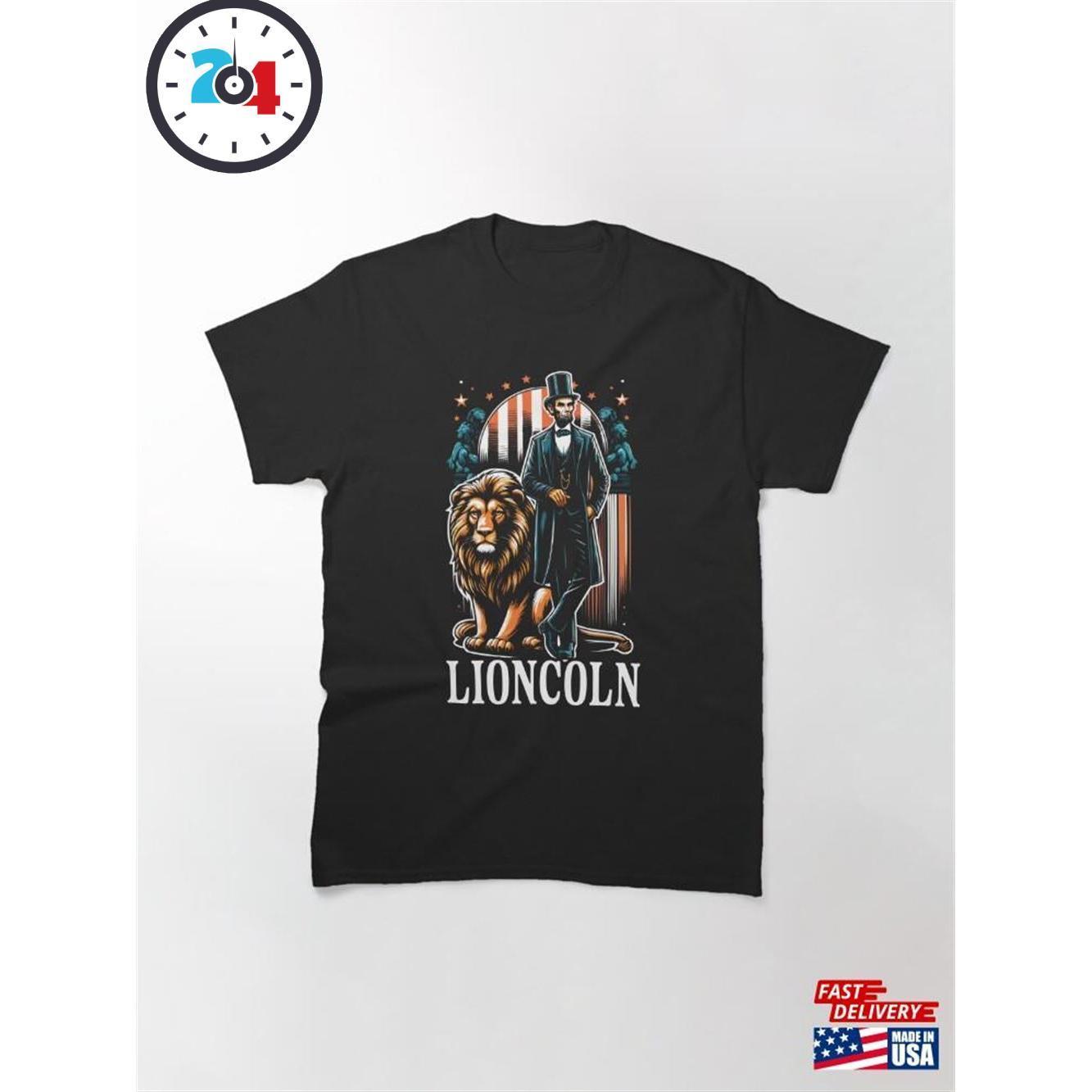 Lion Lover Wildlife Animal Zookeeper Classic TShirt Unisex